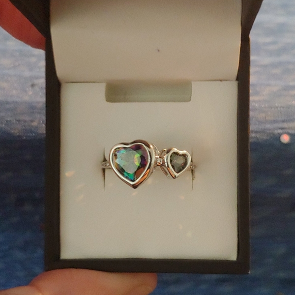 Jewelry - Mystic Topaz - size 7